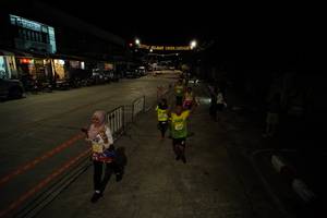 BIB: 
                            <button type="button" onclick="openModal(21794117)" class="btn btn-primary btn-sm float-right btn-popup" data-toggle="modal" data-target=".modal-high-quality">
                        <i class="fas fa-shopping-cart"></i> Add to Cart
                    </button>
                                            <button type="button" onclick="isThisMe(21794117, true)" class="btn btn-success btn-sm float-right btn-popup btn-isme hidden" data-toggle="tooltip" data-placement="bottom" title="นี่คือรูปของคุณใช่ไหม คลิกที่นี่เพื่อเอาเข้าอัลบั้ม">
                        <i class="fas fa-plus"></i> Add to album
                    </button>
                    <button type="button" onclick="isThisMe(21794117, false)" class="btn btn-warning btn-sm float-right btn-popup btn-isnotme hidden">
                        <i class="fas fa-ban"></i> Remove from album
                    </button>